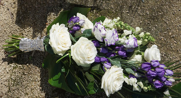 6.04 Rouwboeket, aansluitend bij voorkeurkleur familie